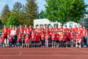 Read more about the article Leichtathletik-Abteilung des TSV Baden Östringen e.V. startet Wettkampfsaison in neuem Dress